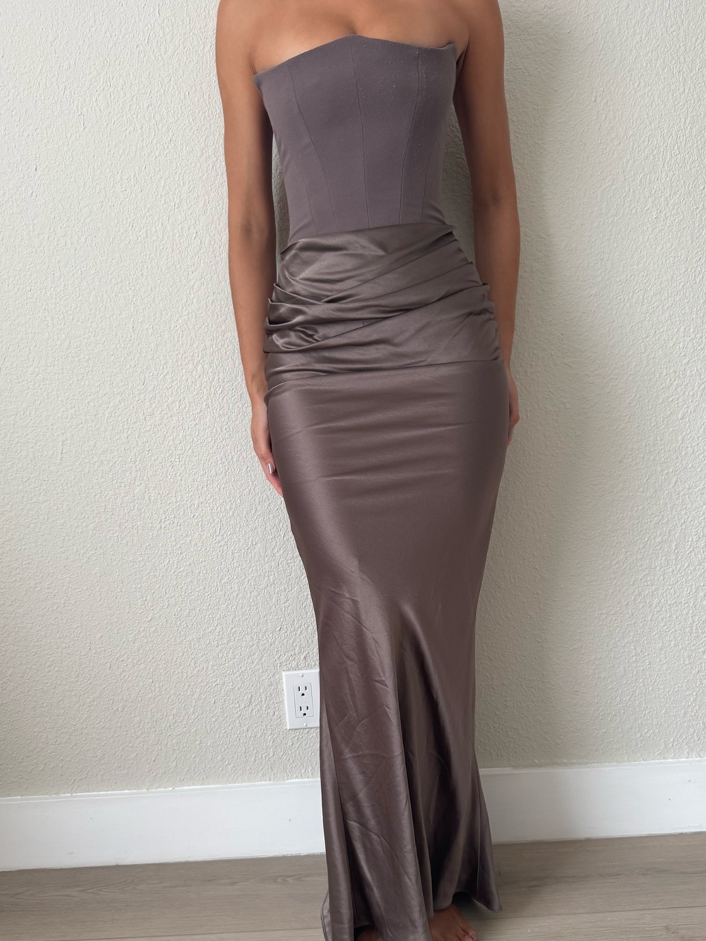 SEE ALL PICTURES-House of CB PERSEPHONE
Smoke Strapless Corset Maxi Dress